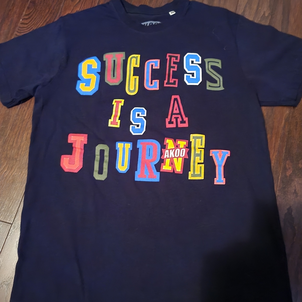 AKOO t-shirt
